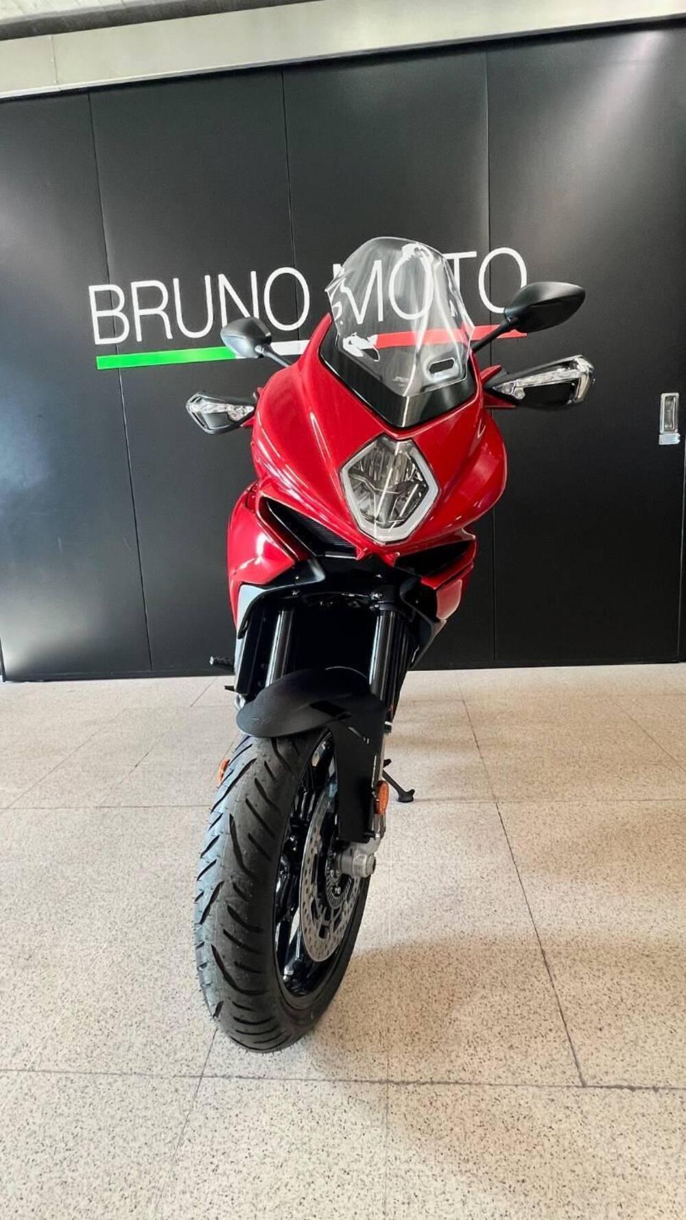 MV Agusta Turismo Veloce 800 R (2023 - 25) (2)