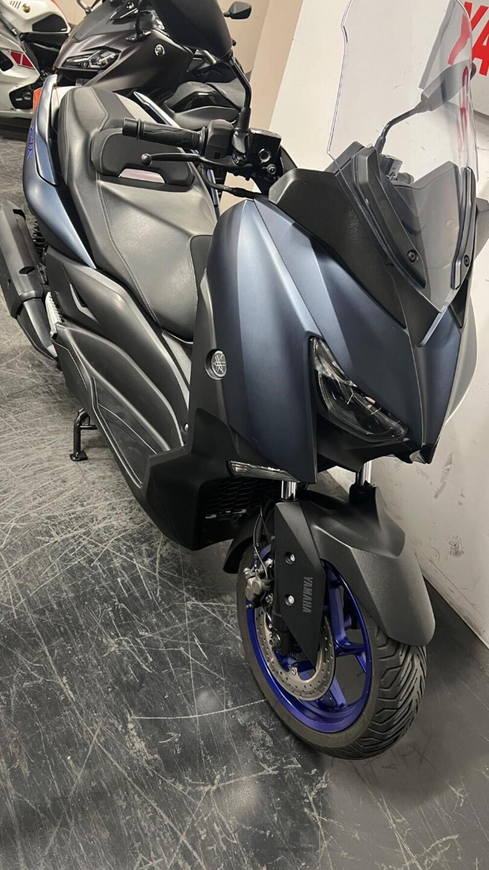 Yamaha X-Max 300 (2021 - 24) (10)