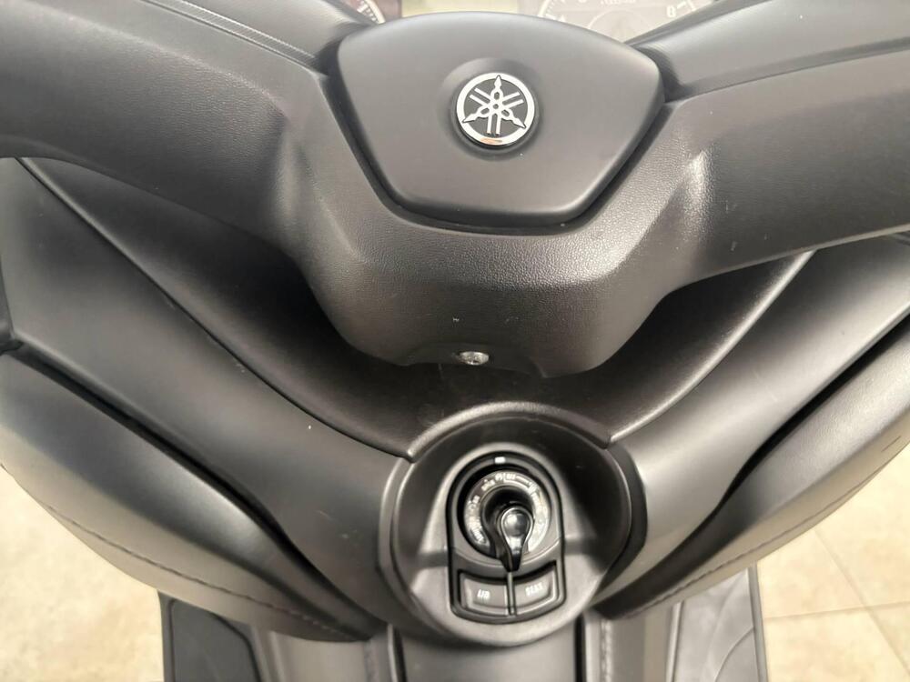 Yamaha X-Max 300 ABS (2017 - 20) (3)