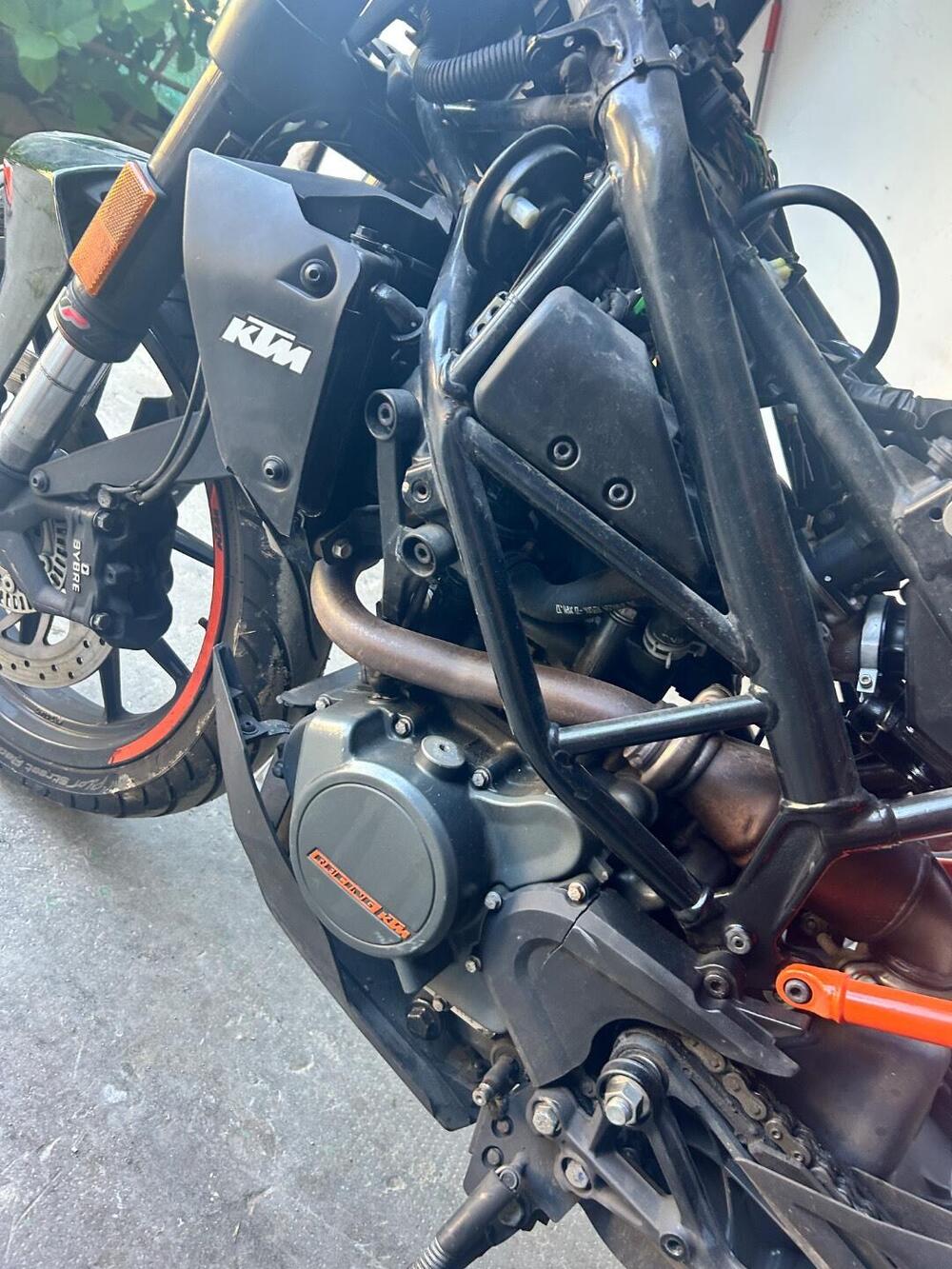 KTM 125 Duke ABS (2017 - 20) (14)