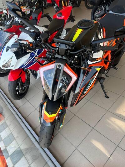 KTM 1290 Super Duke R (2020) usata