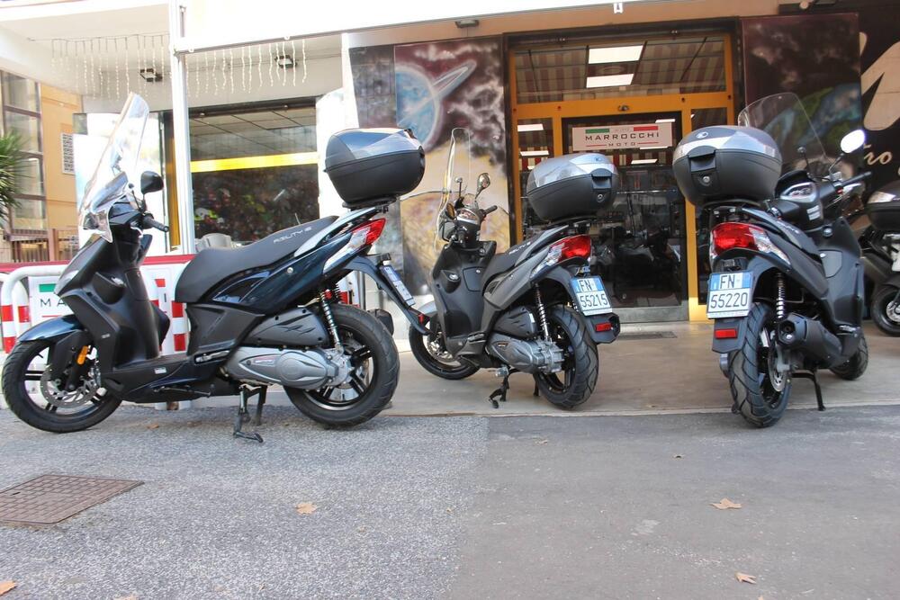 Kymco Agility 125 R16 + (2021 - 25) (4)