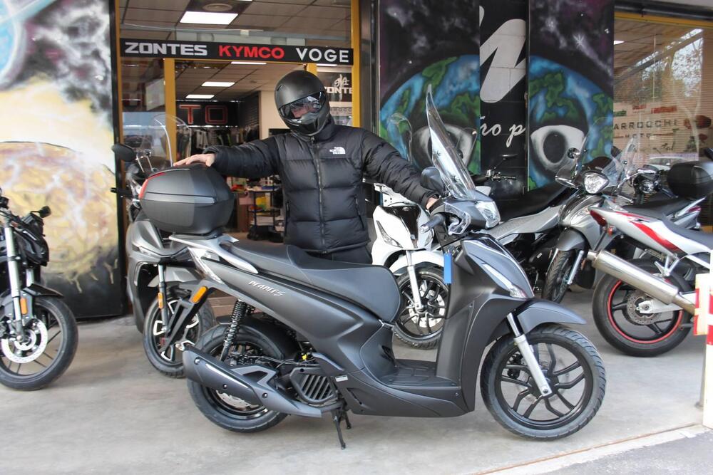 Kymco People 125i S (2021 - 25) (3)