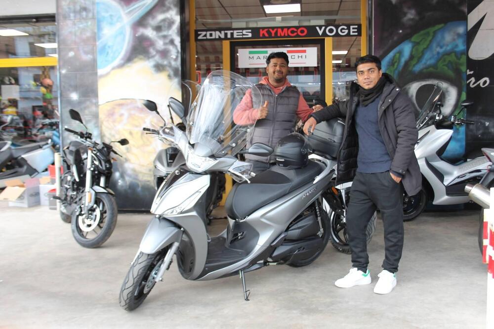Kymco People 125i S (2021 - 25) (2)