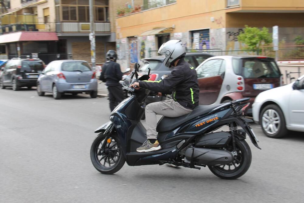 Kymco Agility 350i NN R16 (2023 - 26) (3)