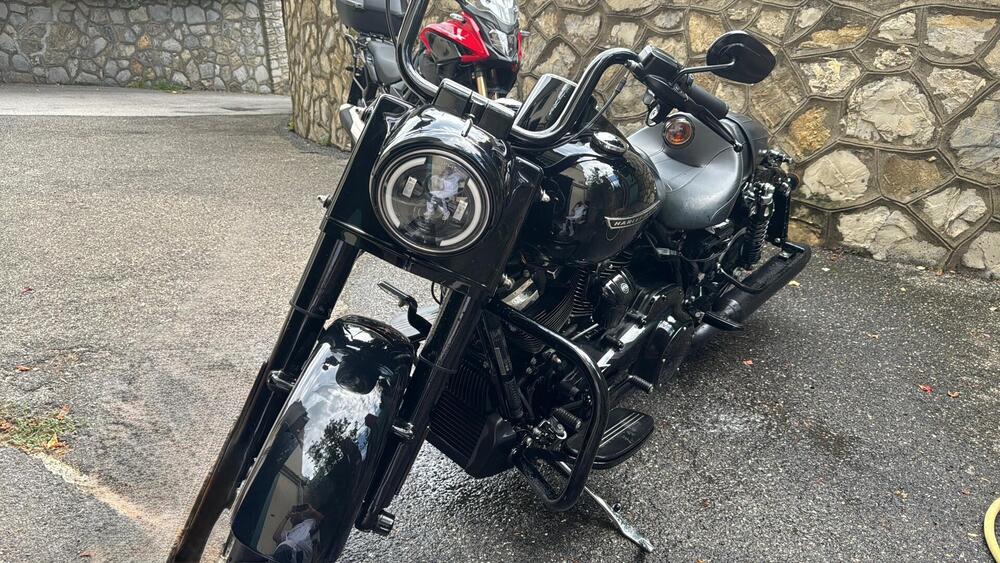 Harley-Davidson 107 Road King Special (2017 - 18) - FLHRXS (8)