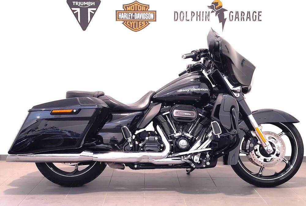Harley-Davidson 114 Street Glide (2017) (2)