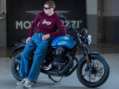 Moto Guzzi V7 Stone (2025) nuova
