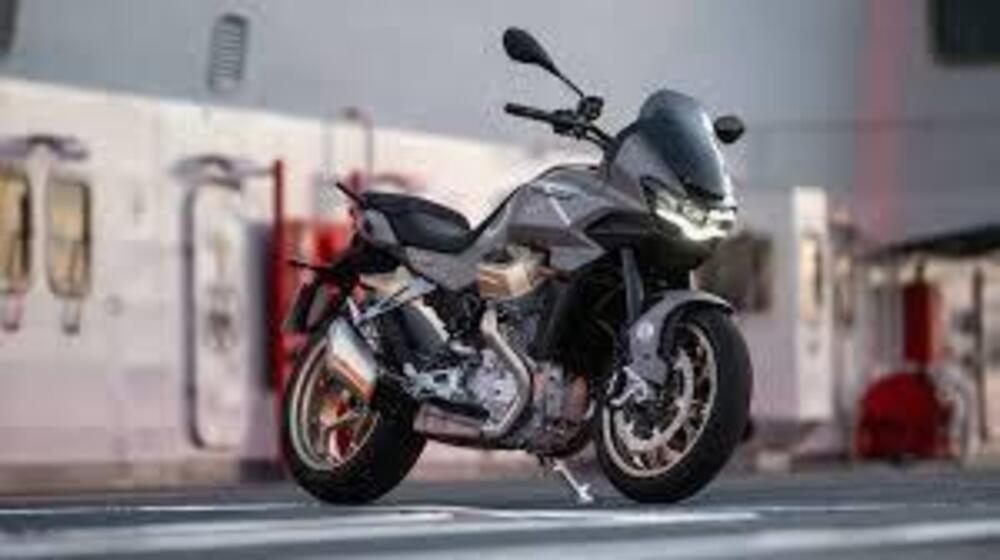 Moto Guzzi V100 Mandello Aviazione Navale (2023 - 24)