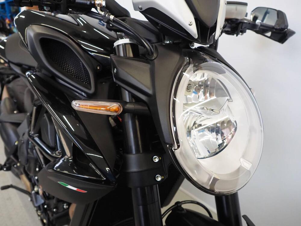 MV Agusta Dragster 800 R (2023 - 25) (5)