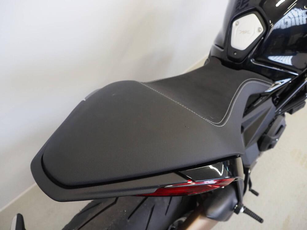 MV Agusta Dragster 800 R (2023 - 25) (7)