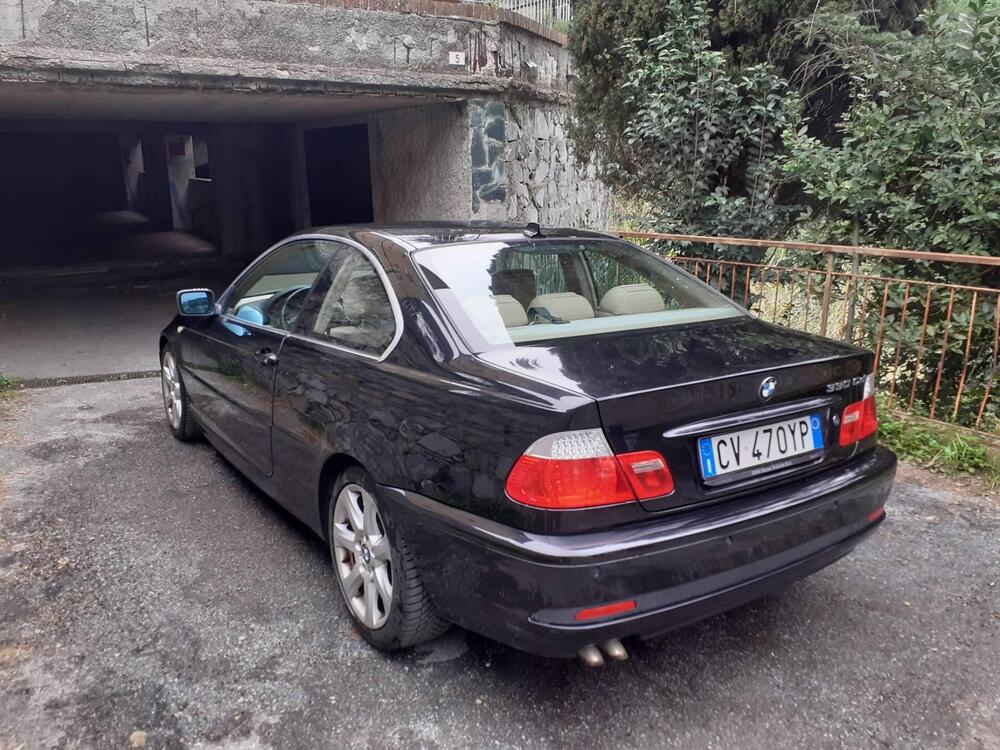 BMW 330 Cd d'epoca a Alessandria (3)