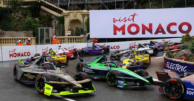 Formula E. Sebastien Buemi torna a vincere dopo sei anni trionfando in Gara 2 all&#039;E-Prix di Monaco