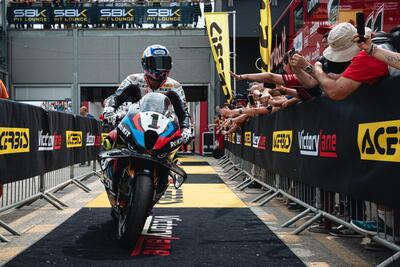 SBK 2025. GP d&rsquo;Italia a Cremona. Razgatlioglu: &ldquo;Guadagno in ingresso curva, ma perdo in accelerazione&rdquo;