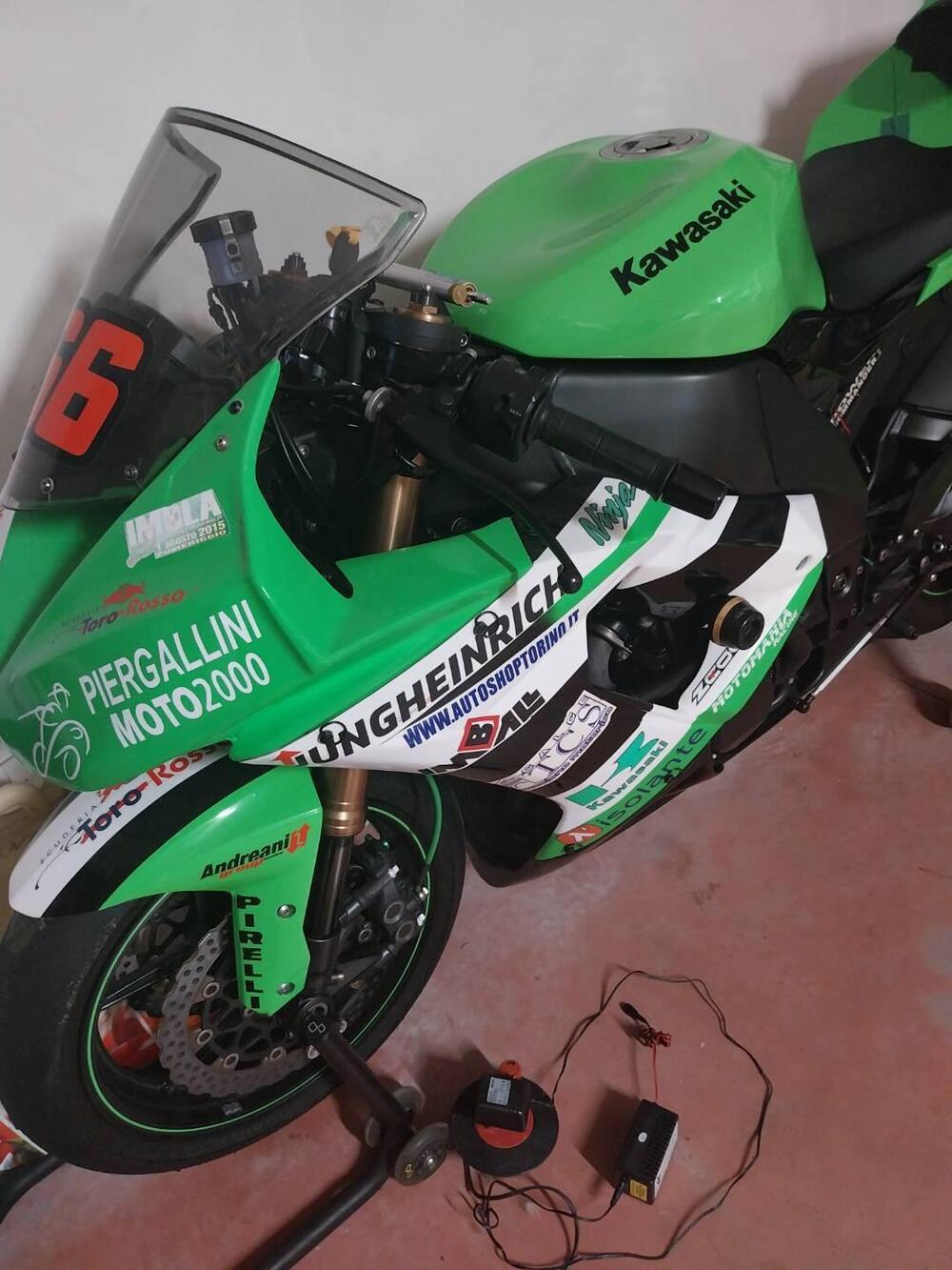 Kawasaki Ninja 1000 ZX-10R (2010 - 11) (3)