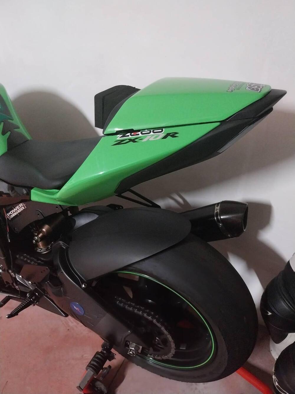 Kawasaki Ninja 1000 ZX-10R (2010 - 11) (4)