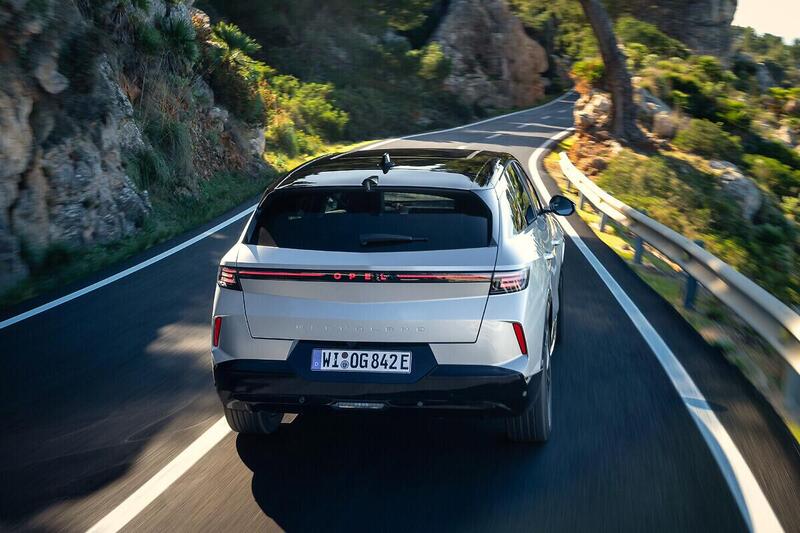 La nuova Opel Grandland ha 195 cavalli