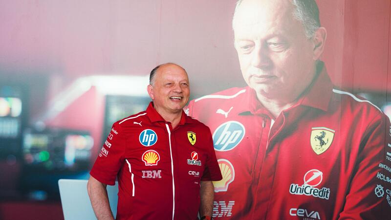 F1. Ferrari, Vasseur sullo scambio Leclerc-Hamilton: &ldquo;Non ci abbiamo messo tanto tempo&rdquo;.&ldquo;Con Lewis ho parlato, capisco la sua frustrazione&quot;. E dei problemi in qualifica dice&hellip;