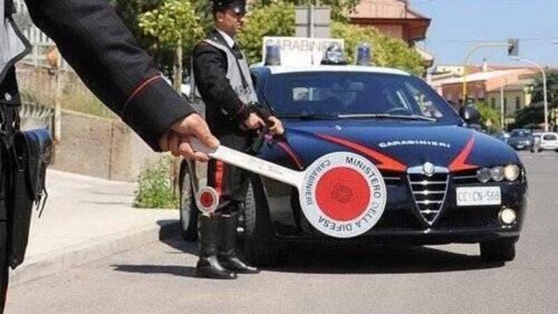 Polizia e Carabinieri: perch&eacute; fermano sempre queste auto?