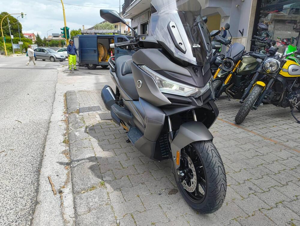 Voge Sfida SR4 MAX (2024 - 25) (2)