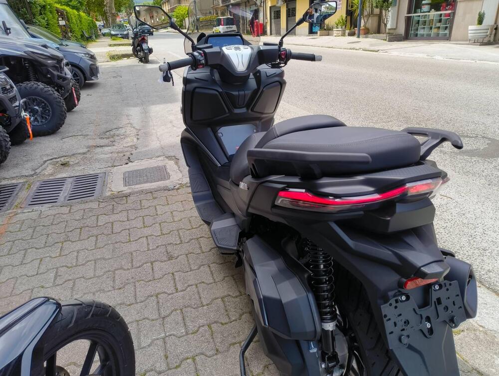 Voge Sfida SR4 MAX (2024 - 25) (4)