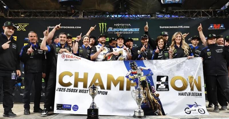 Deegan &egrave; campione SX Lites costa ovest 2025... ma arriva la sanzione dell&#039;AMA