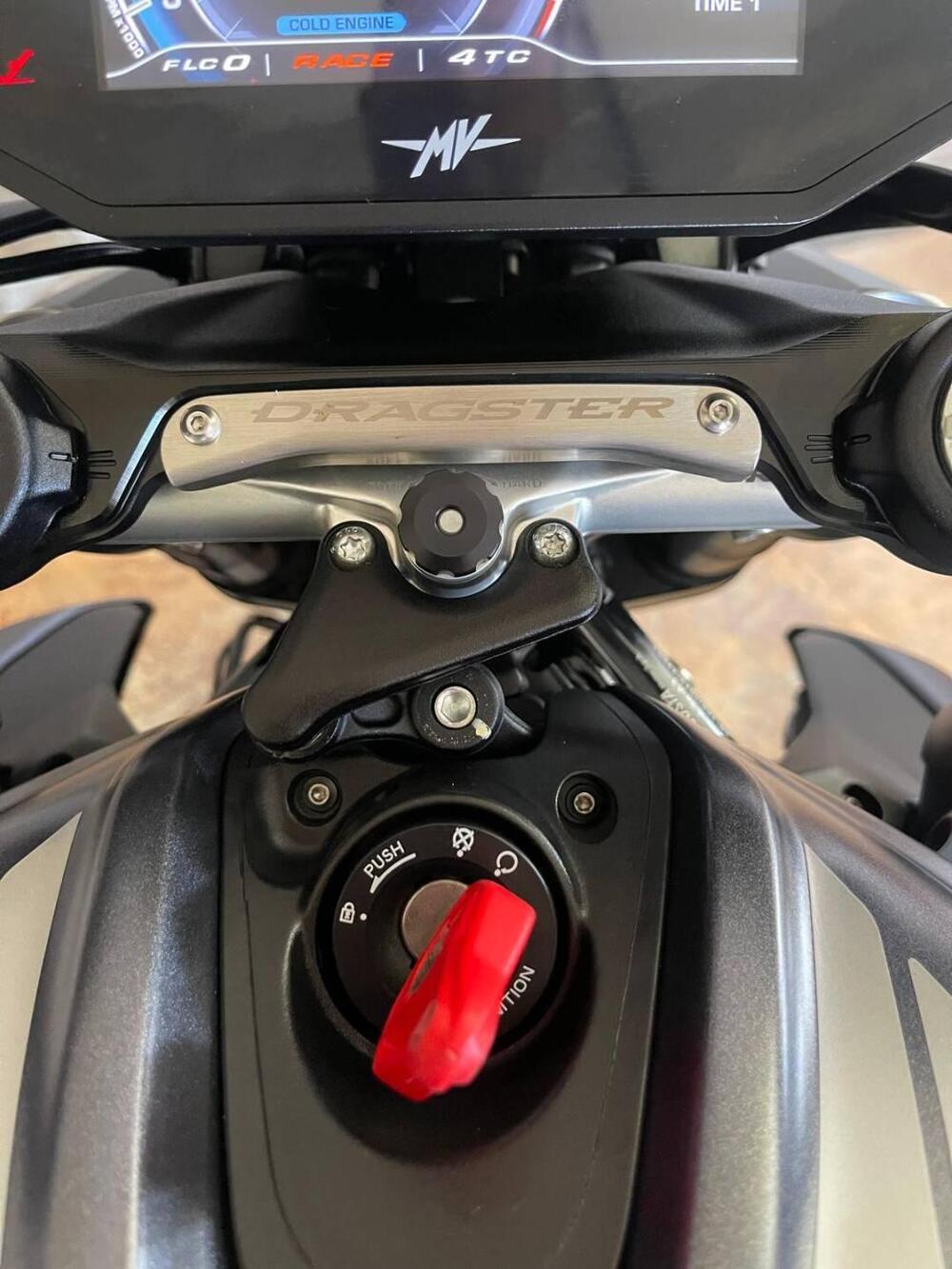 MV Agusta Dragster 800 RR (2021 - 23) (11)