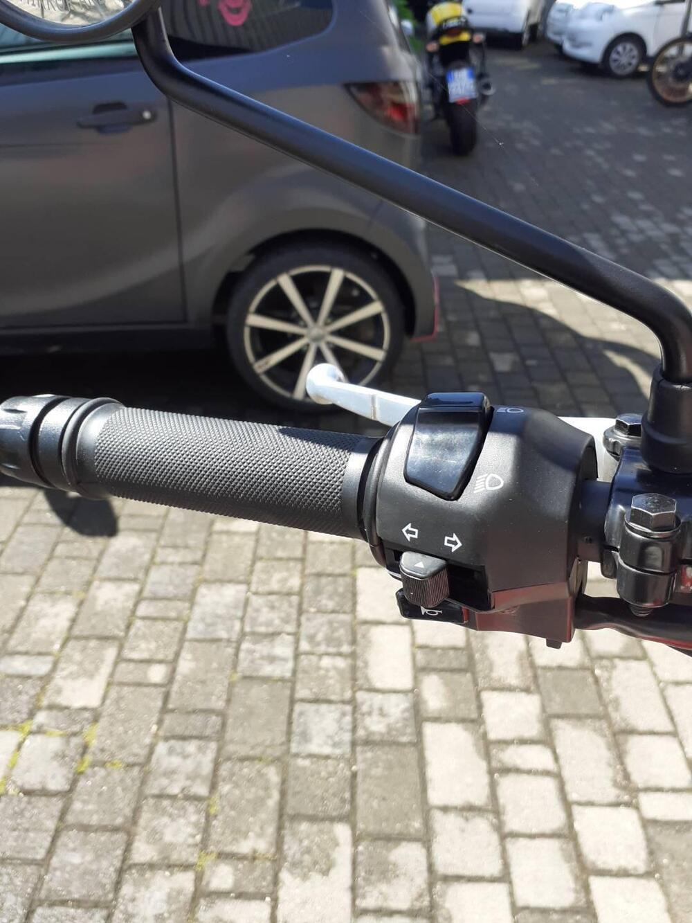 Royal Enfield Scram 411 (2022 - 24) (15)