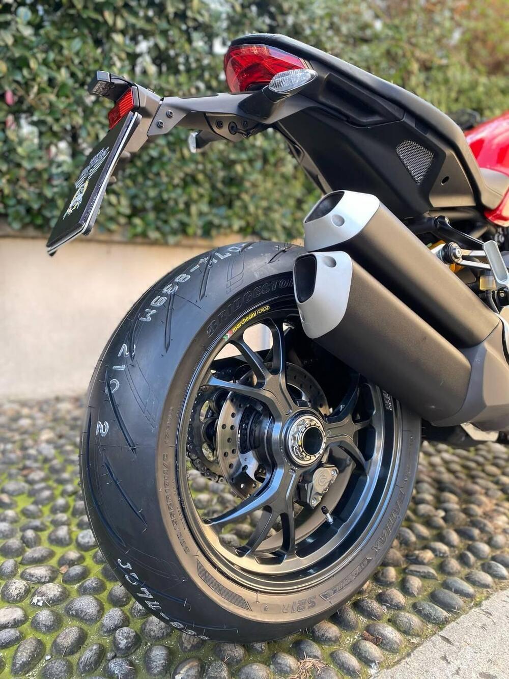Ducati Monster 1200 R (2016 - 19) (13)