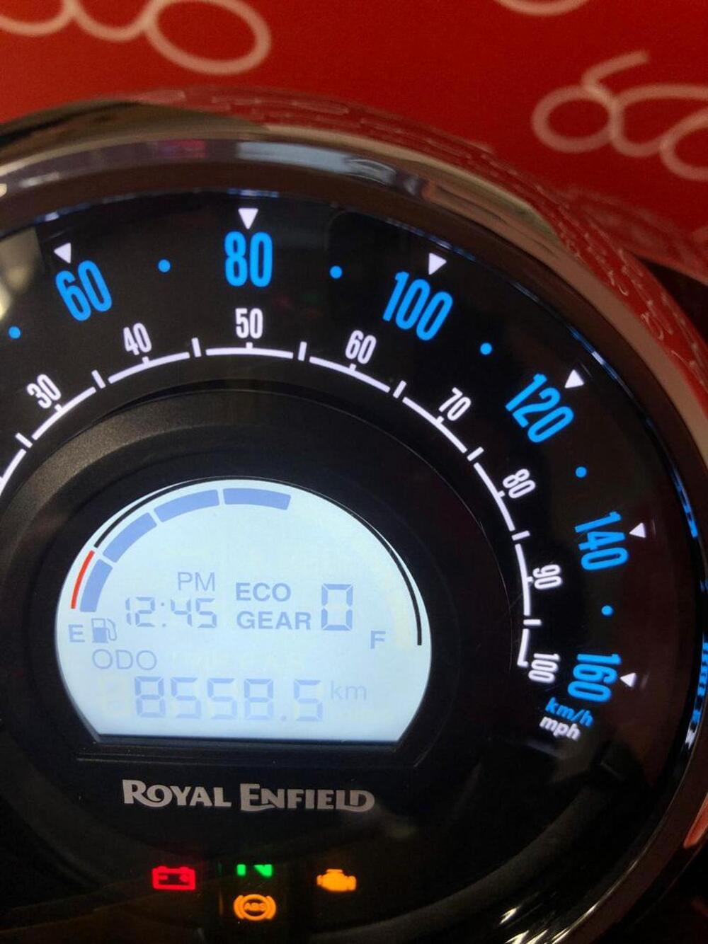 Royal Enfield Meteor 350 Fireball (2021 - 25) (7)