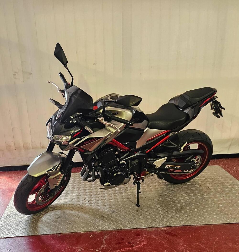 Kawasaki Z 900 Performance (2021 - 24) (2)