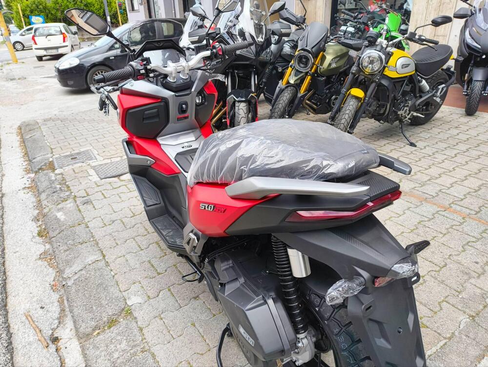 Voge Sfida SR1 ADV (2023 - 25) (4)