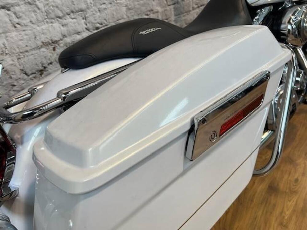 Harley-Davidson 1584 Road King Classic (2007 - 11) - FLHRCI (7)