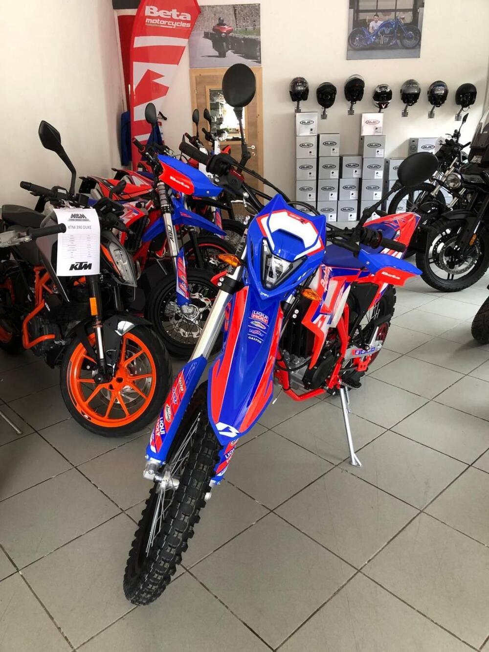 Betamotor RR 125 4T Enduro R (2024 - 26) (4)