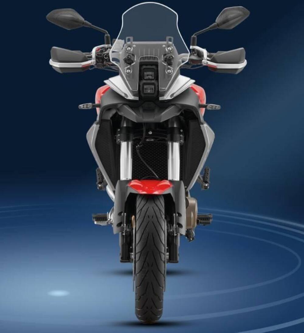 QJ Motor SRT 700 S (2025) (2)