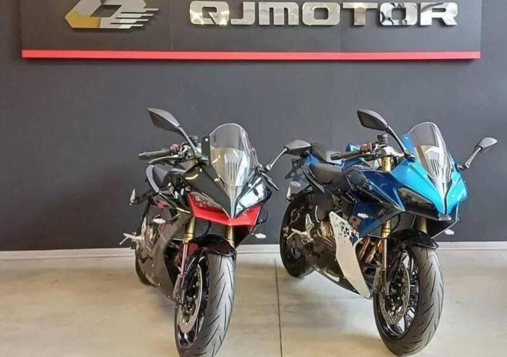 QJ Motor SRK 550 RS (2024 - 25) (4)