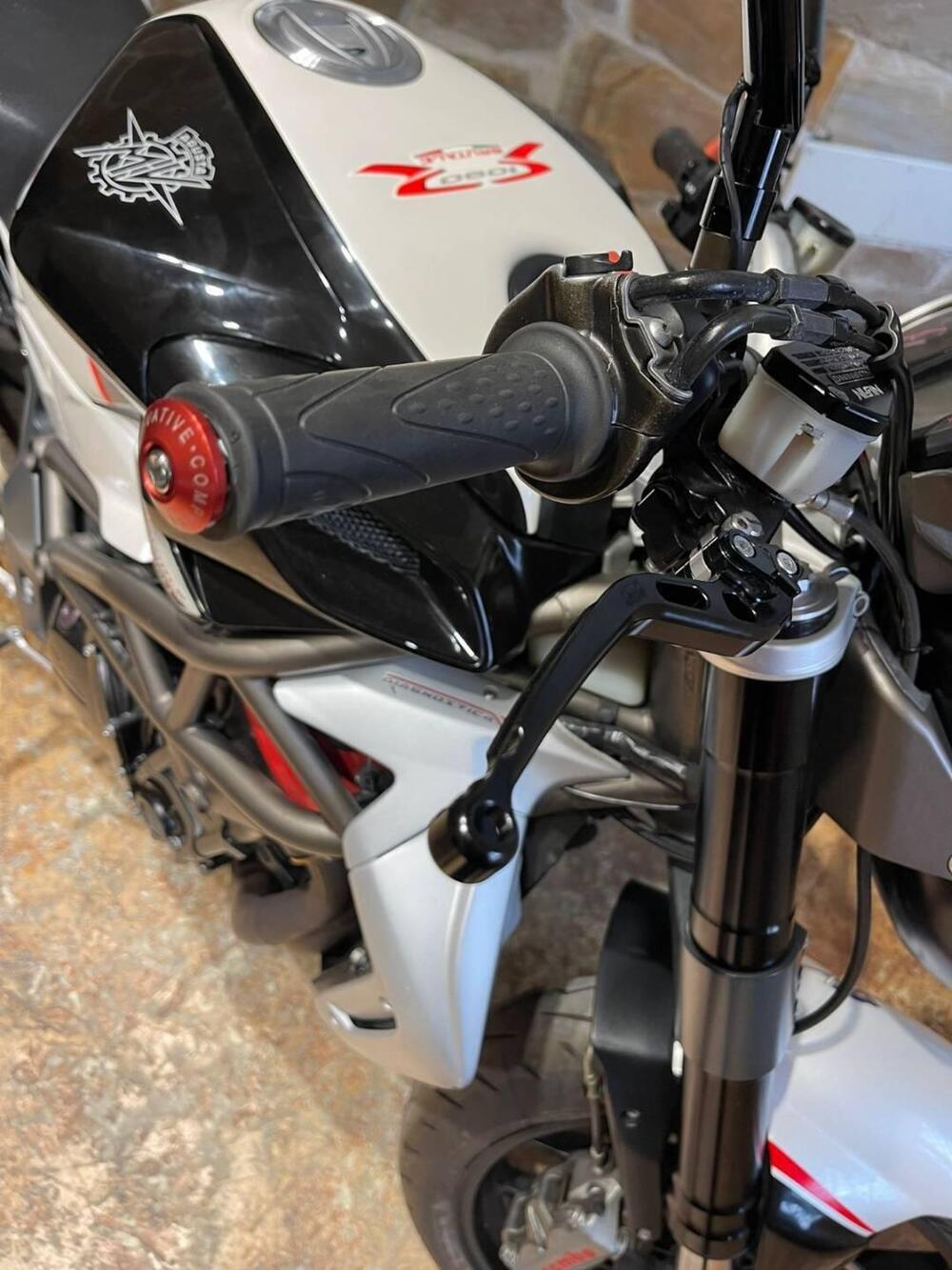 MV Agusta Brutale 1090 RR (2009 - 15) (10)