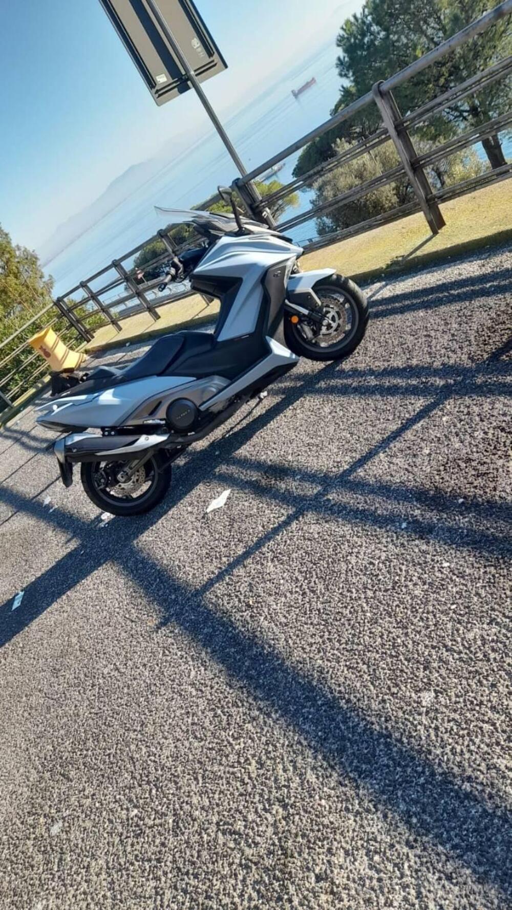 Kymco AK 550 ETS (2021 - 26) (4)