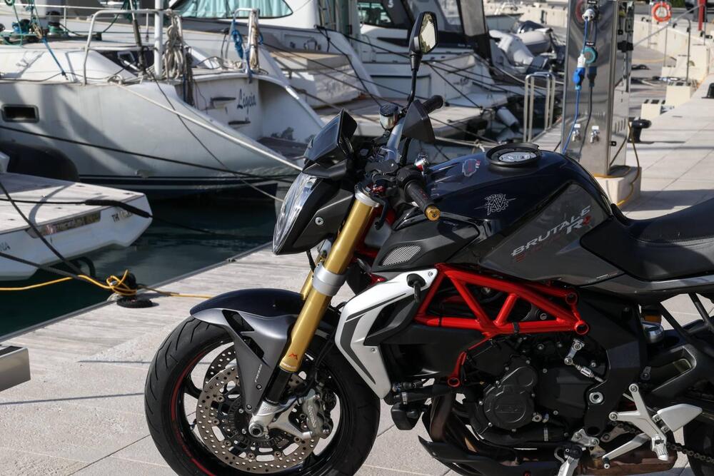 MV Agusta Brutale 800 RR (2015 - 16) (7)