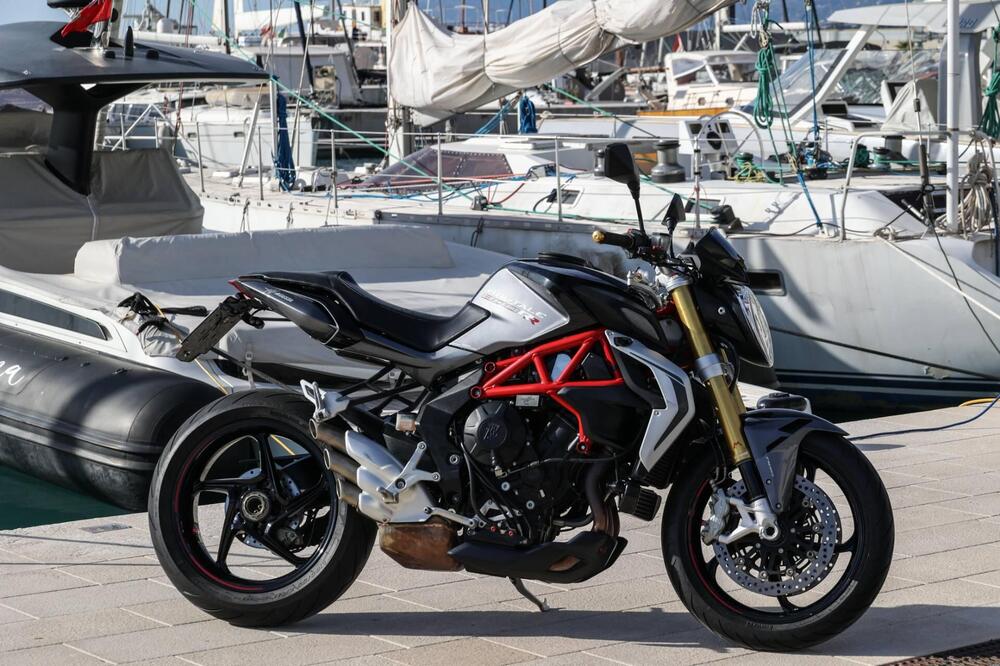 MV Agusta Brutale 800 RR (2015 - 16) (14)