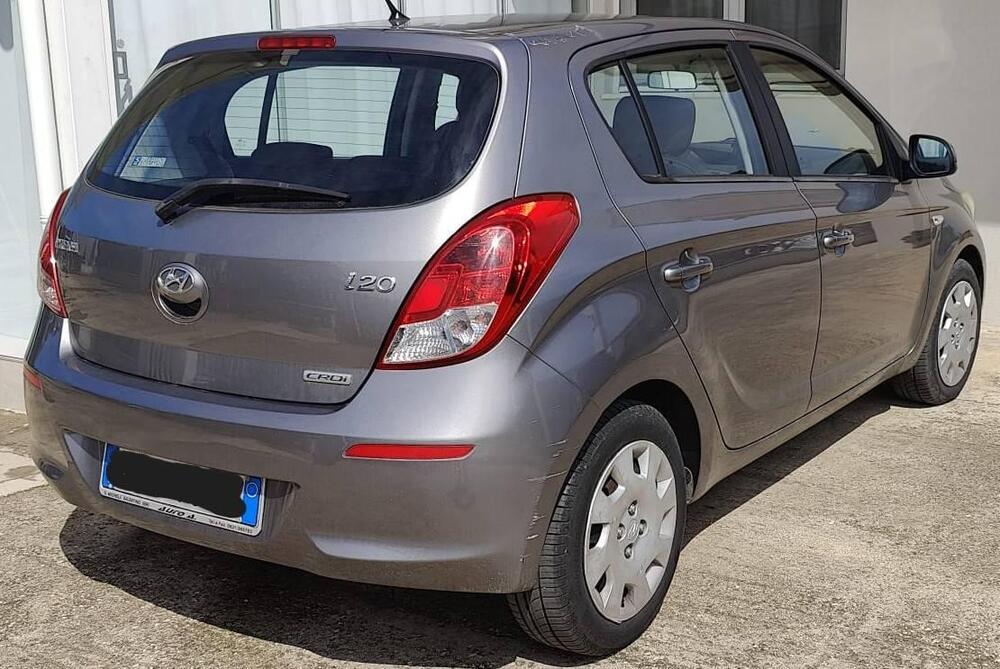 Hyundai i20 usata a Brindisi (5)