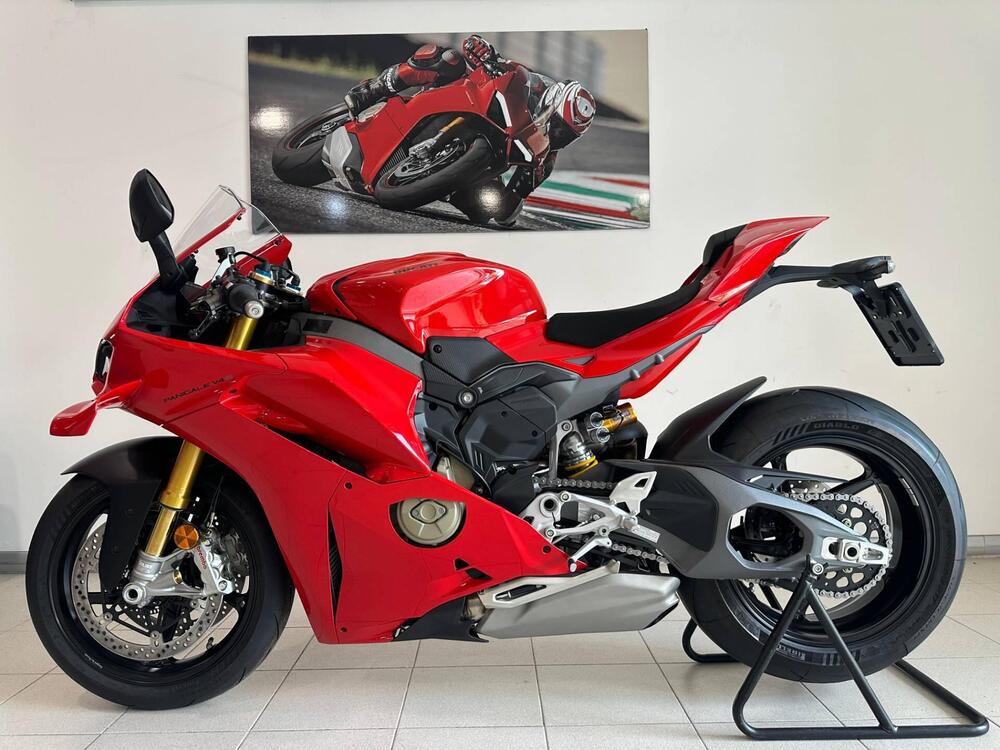 Ducati Panigale V4 S (2025) (2)
