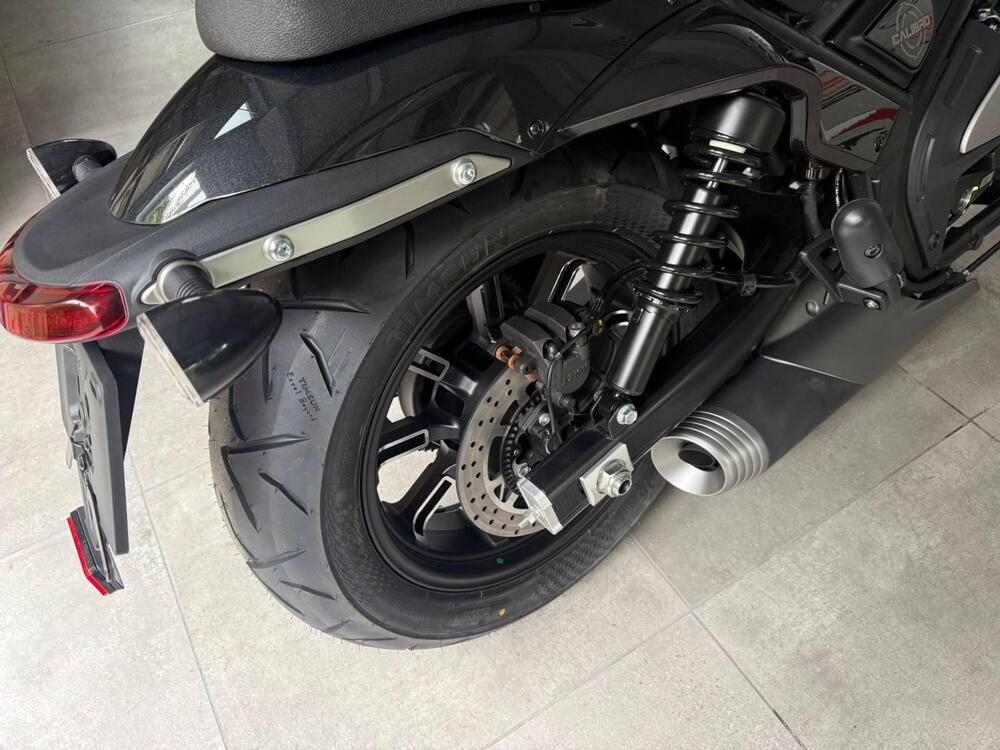 Moto Morini Calibro Custom (2024 - 25) (15)