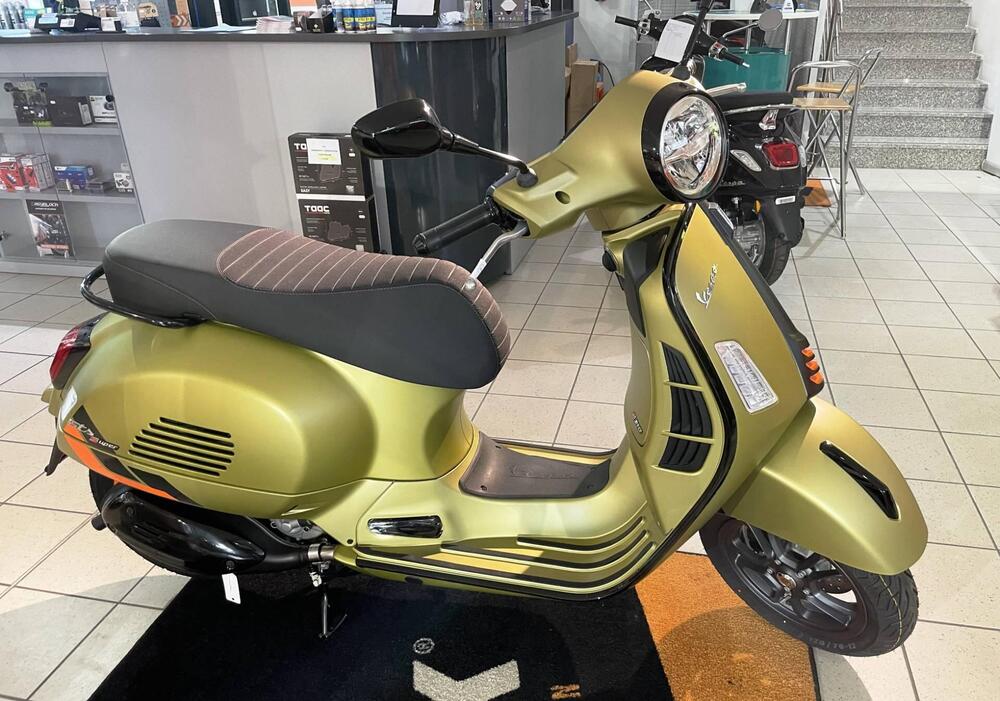 Vespa GTS 310 Supersport (2025) (3)