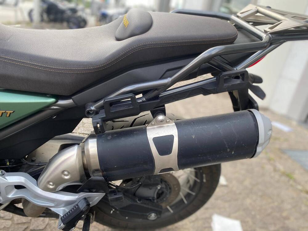 Moto Guzzi V85 TT Centenario (2021 - 22) (9)