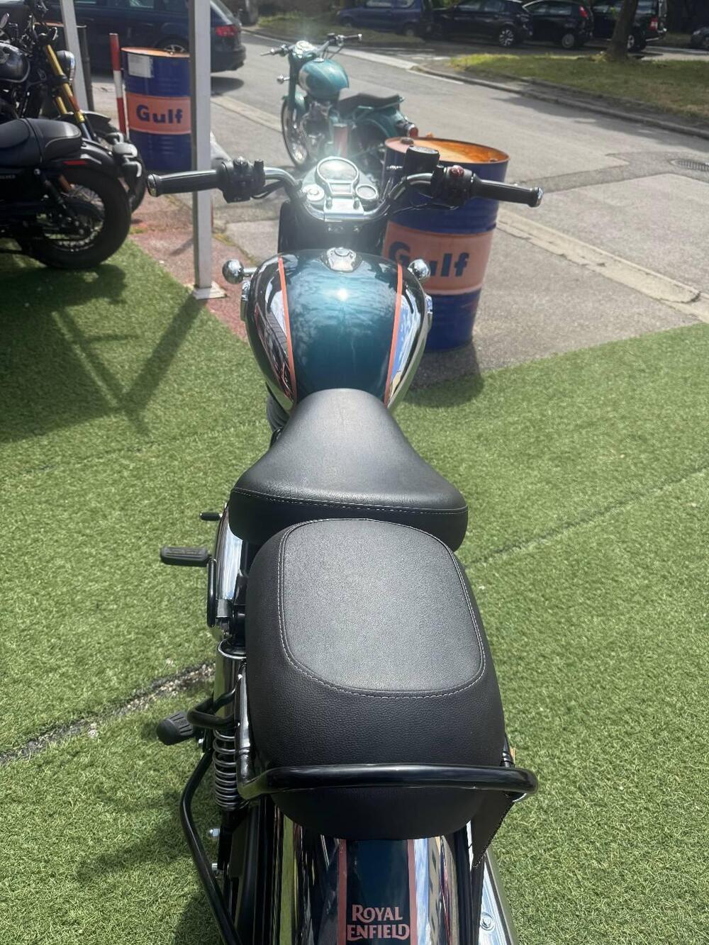 Royal Enfield Classic 350 (2021 - 25) (5)