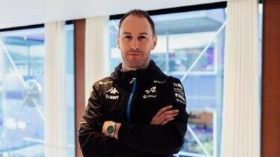 F1. Terremoto Alpine, ora &egrave; tutto nelle mani di Briatore: Oliver Oakes si &egrave; dimesso. Direzione Red Bull?