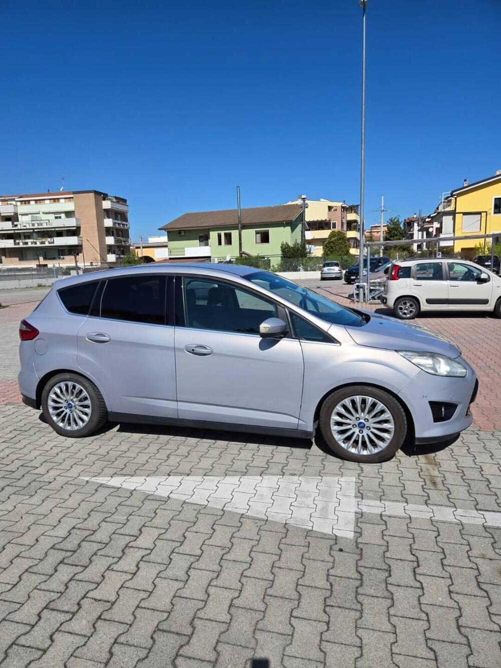 Ford C-Max usata a Pescara (4)