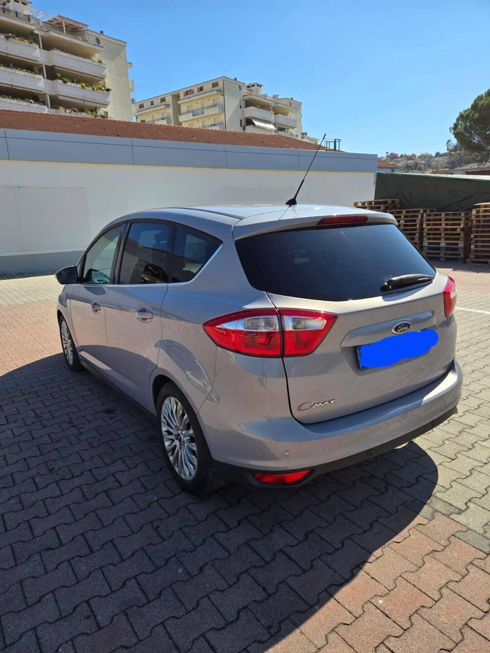 Ford C-Max usata a Pescara (7)