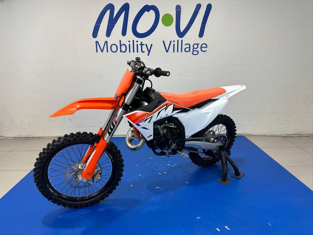 KTM 125 SX (2023) (6)